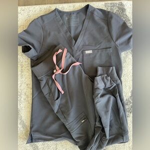 XXSP charcoal Figs scrubs Zamora jogger set